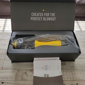 Drybar The Single Shot Round Blowdryer Brush